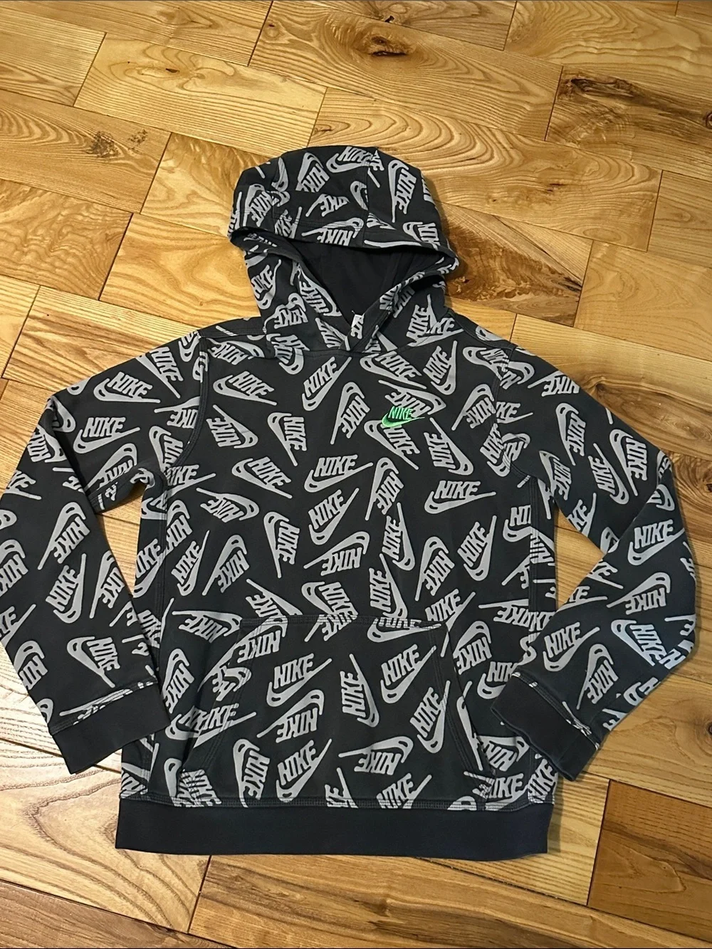 Nike Kids Hoodie & Joggers Set, Gray, XL
